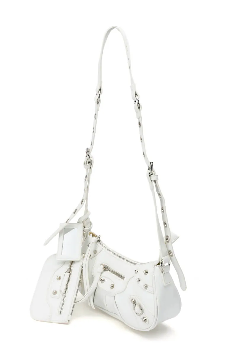AMIRAH WHITE PURSE