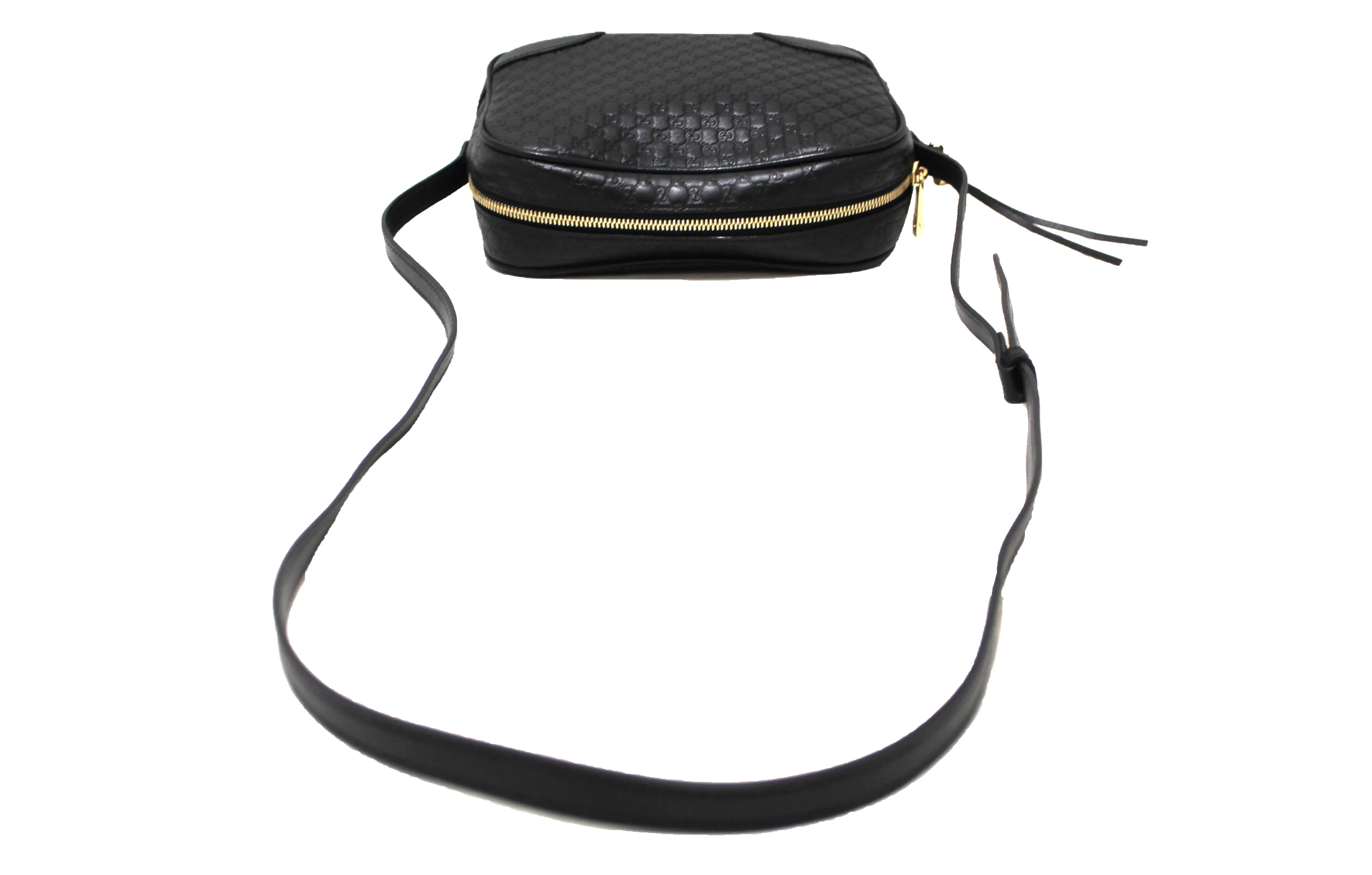 Authentic Black Gucci GG MicroGuccissima Leather Bree Crossbody Bag