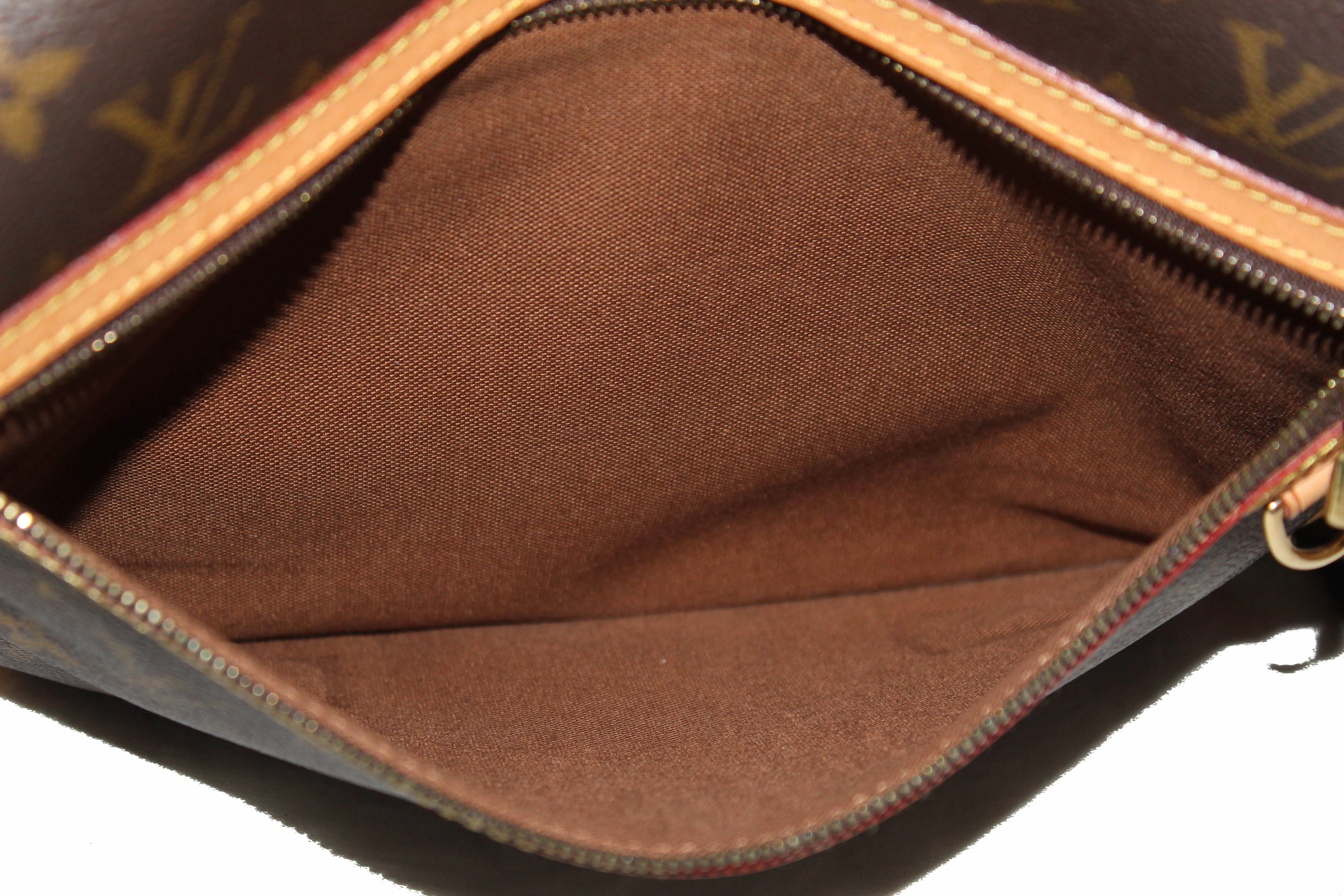 Authentic Louis Vuitton Classic Monogram Bosphore Messenger Bag