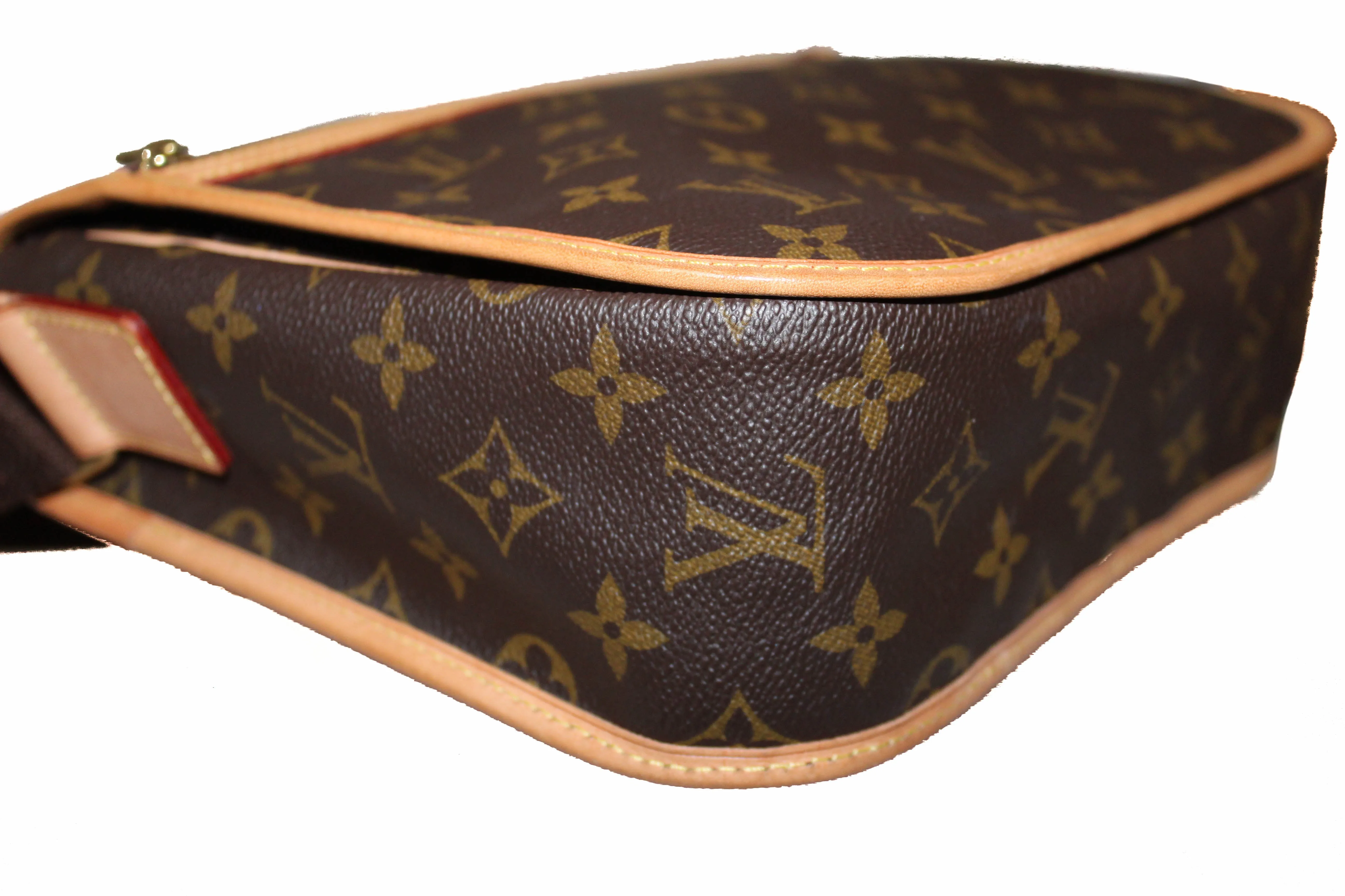 Authentic Louis Vuitton Classic Monogram Bosphore Messenger Bag