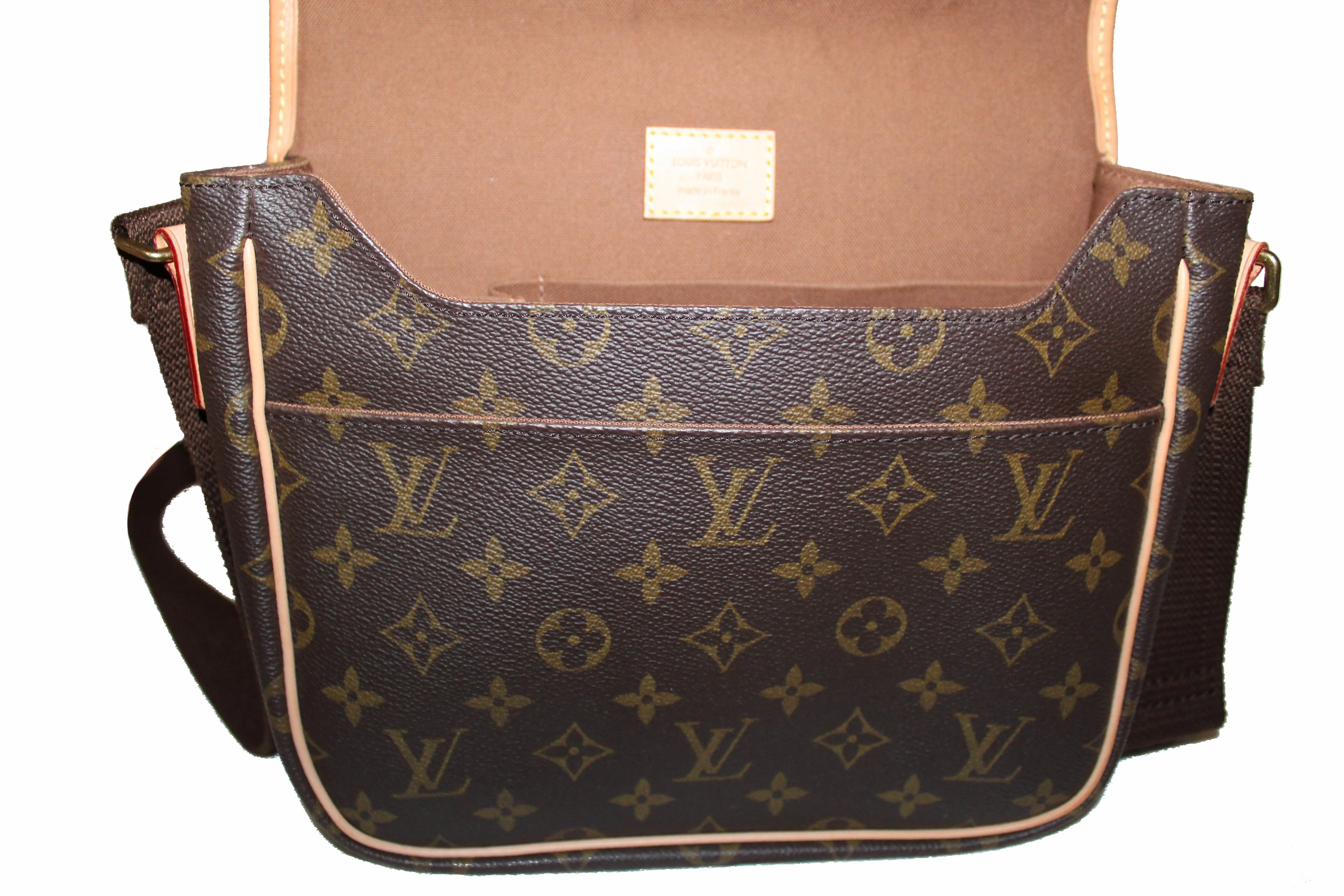 Authentic Louis Vuitton Classic Monogram Bosphore Messenger Bag