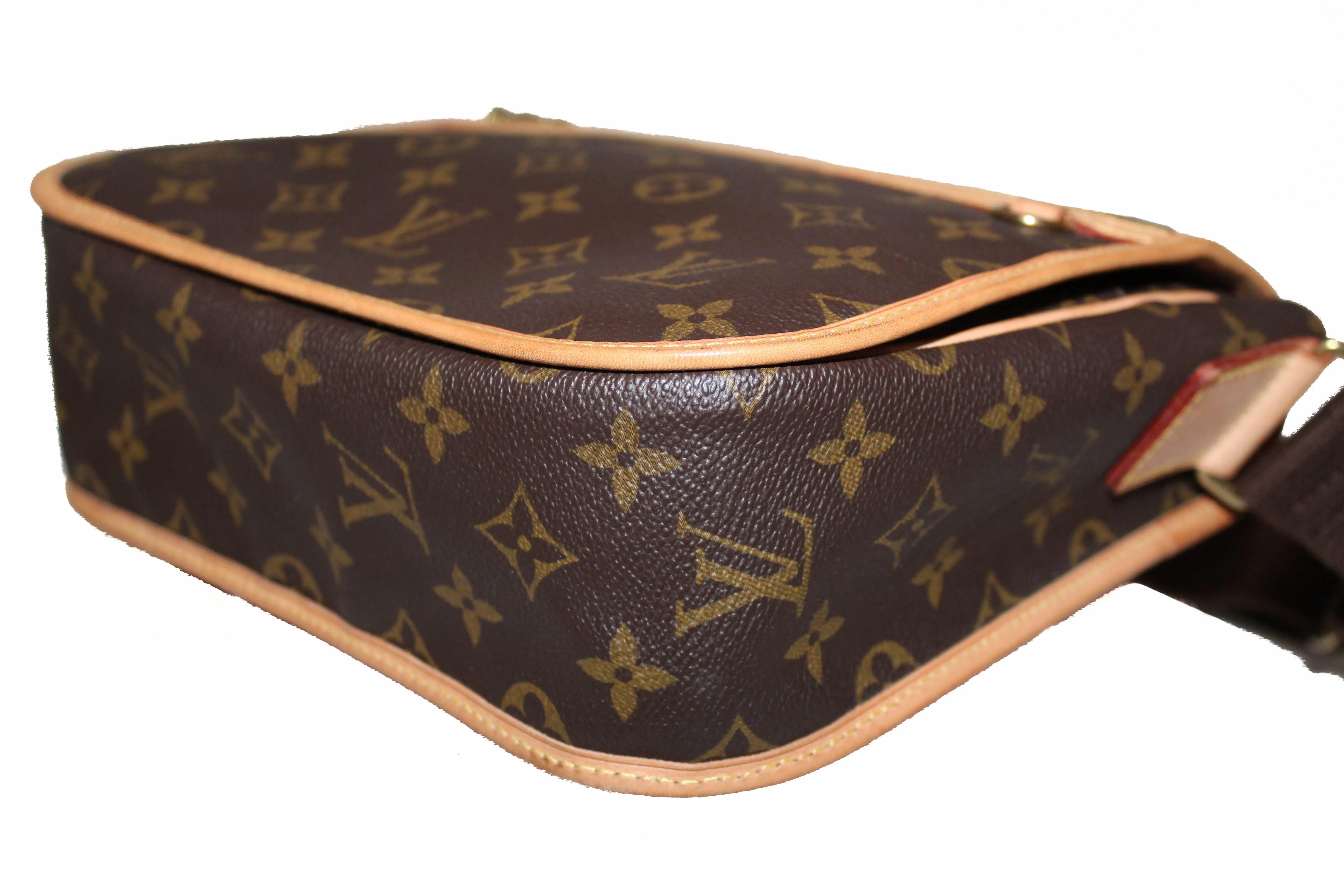 Authentic Louis Vuitton Classic Monogram Bosphore Messenger Bag