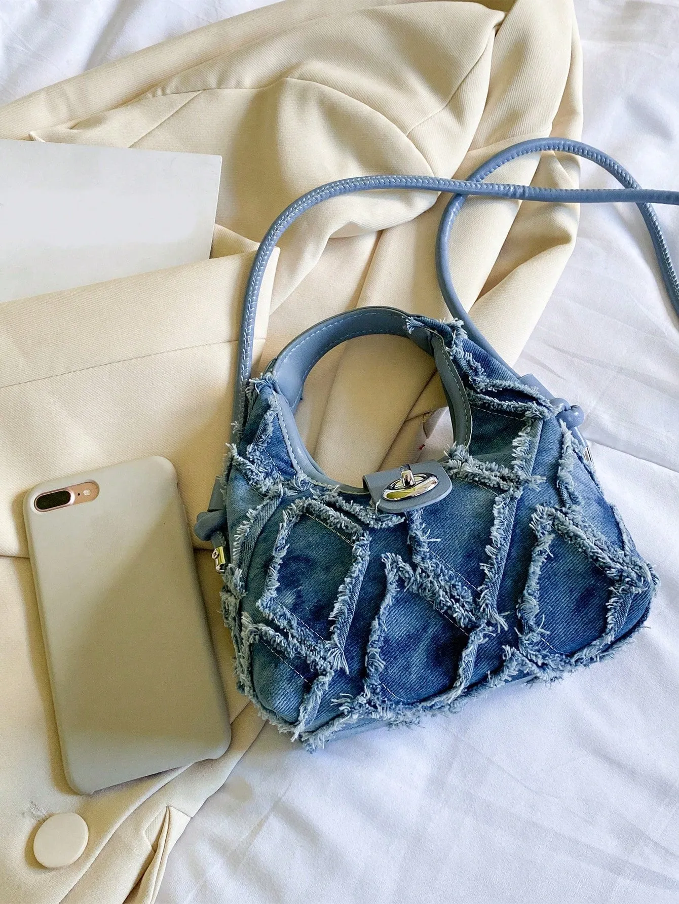 Mini Hobo Bag Twist Lock Raw Trim Denim Underarm Bag,Trendy Turn-Lock Satchel Bag