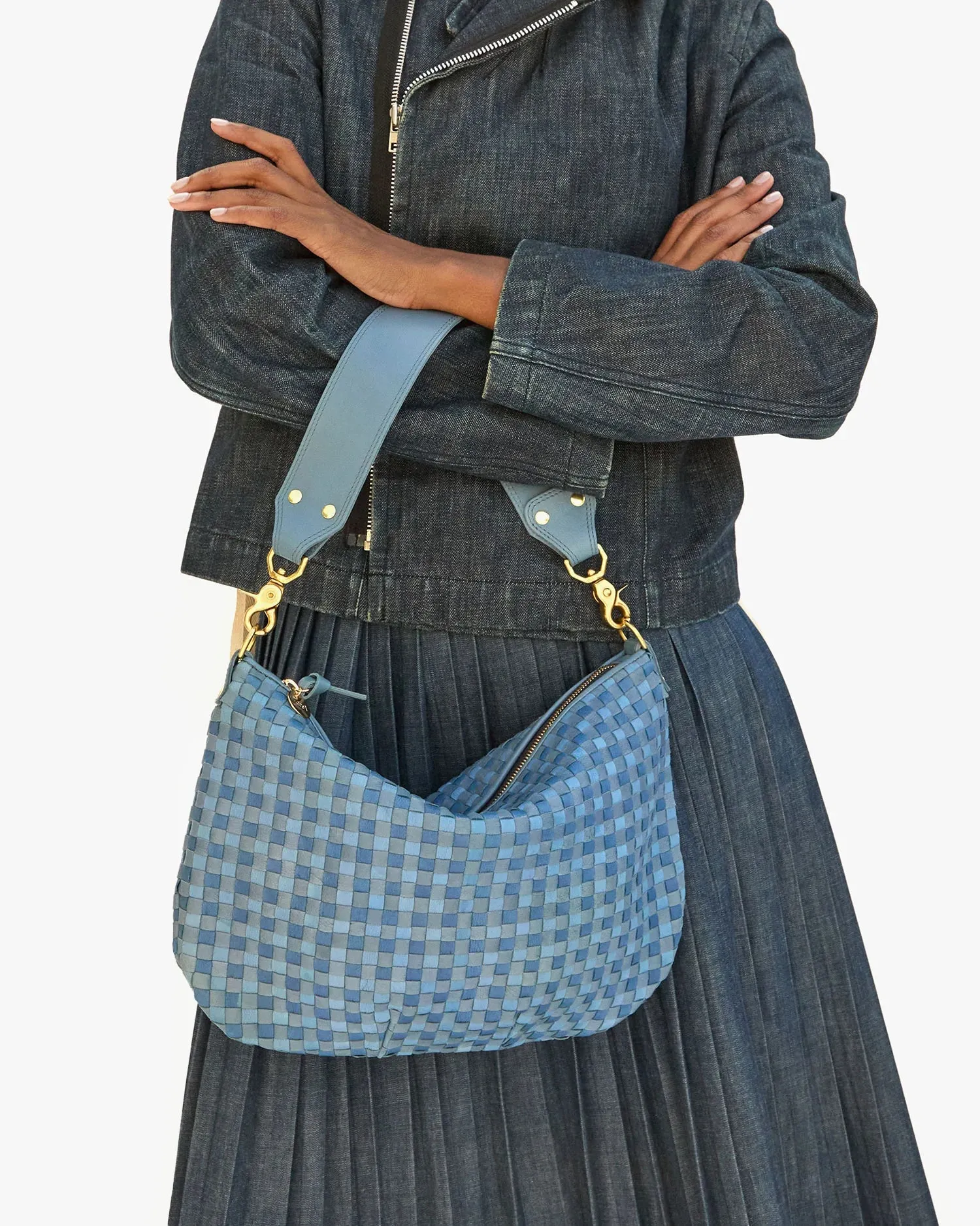 Moyen Messenger Woven ~ Denim