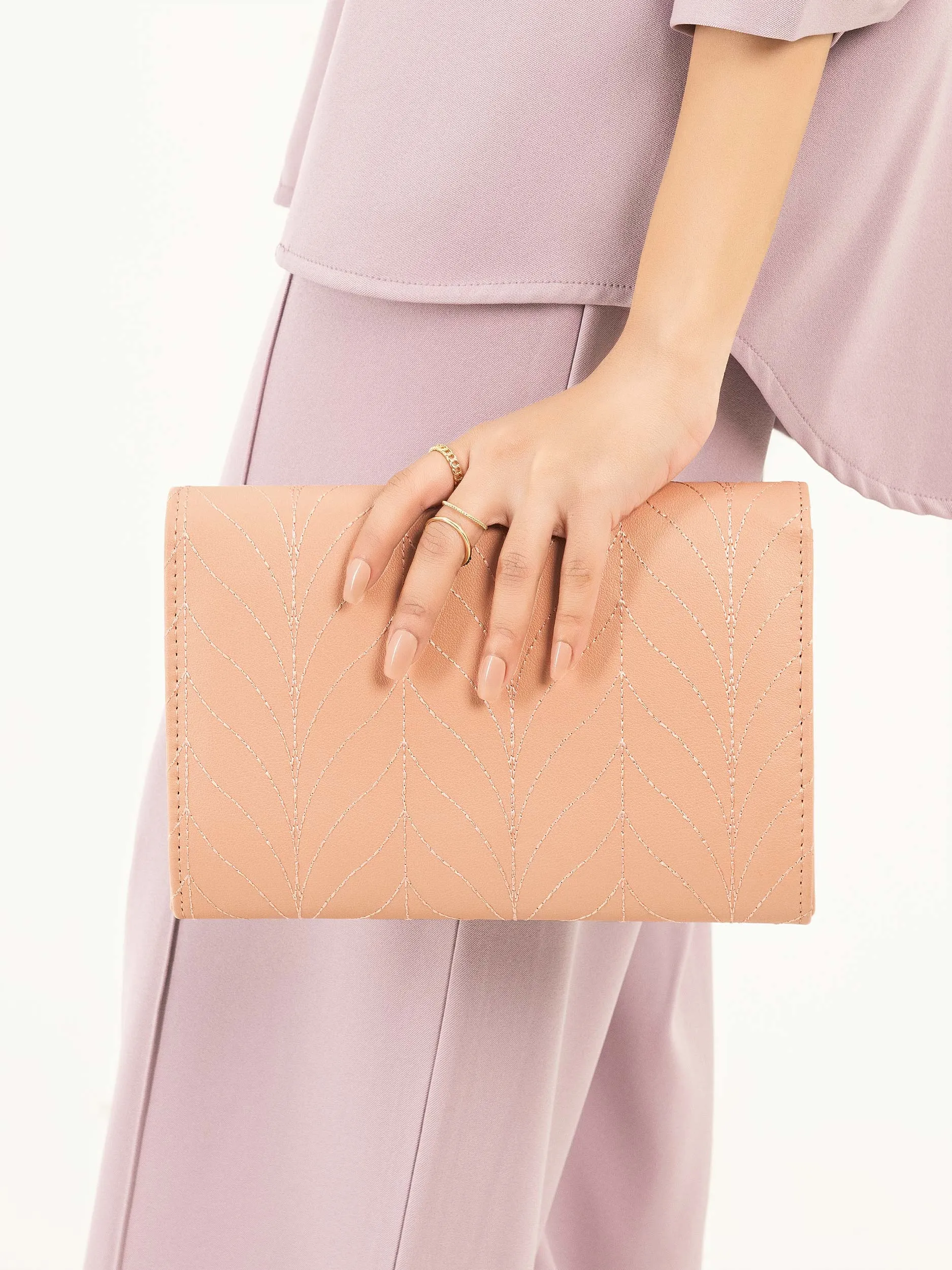 Stitch Pattern Clutch