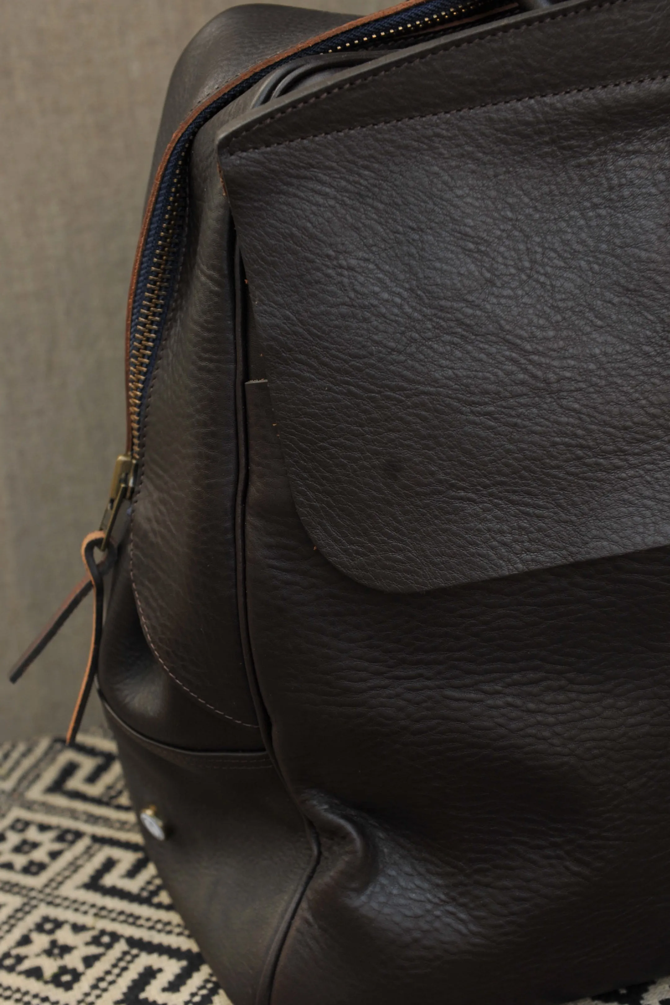 Zoom Travel Bag - Dark Brown